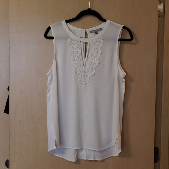 daniel rainn quin keyhole crochet top